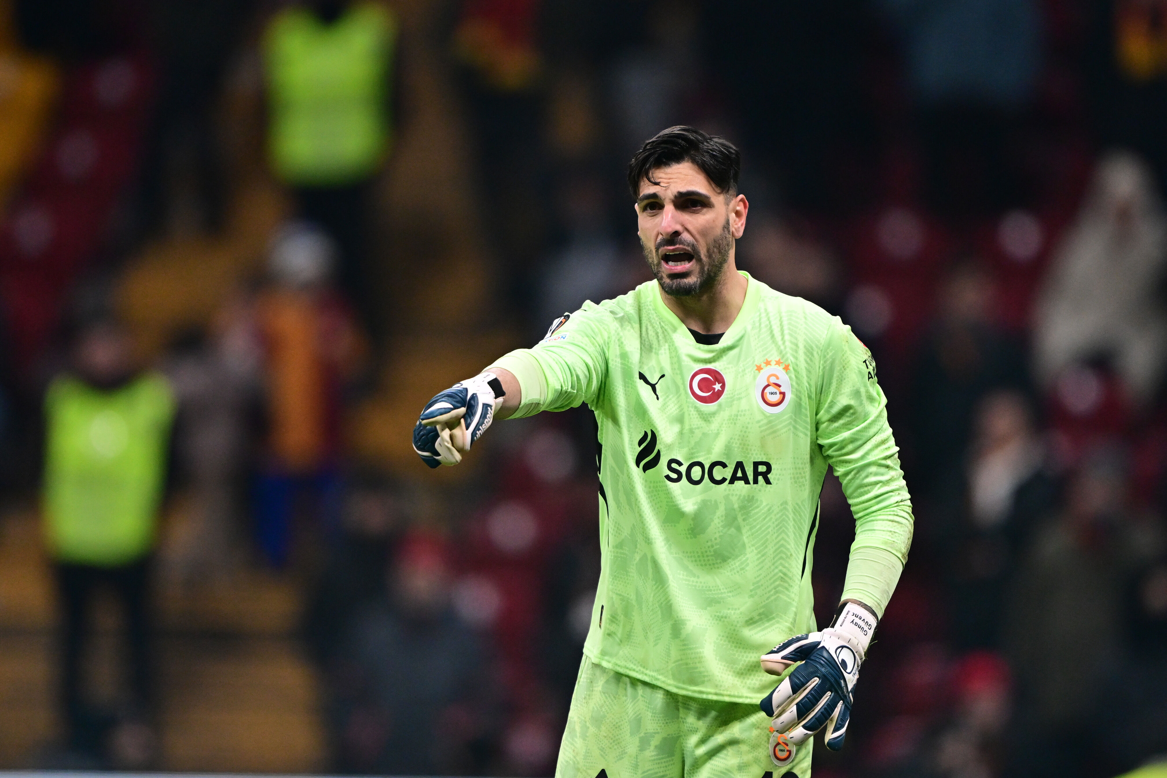 Performansıyla Muslera'nın tahtını sallıyor! Günay Güvenç'in yıllık kazancı şaşırttı - 1. Resim