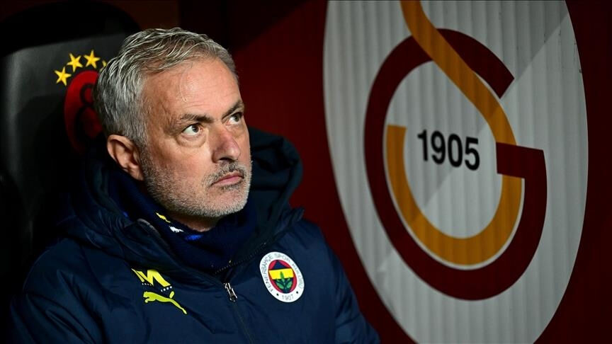 Mourinho neden yok, cezalı? Antalyaspor maçında kulübede yok - 2. Resim