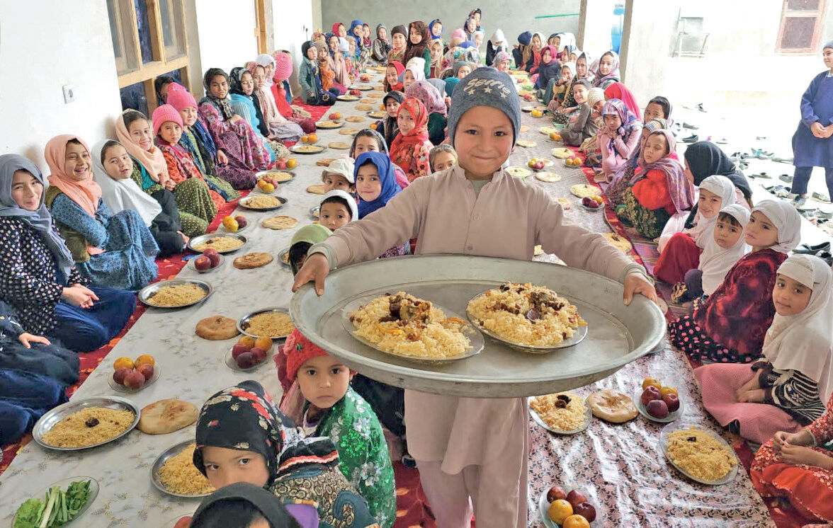 Oruçluya yemek yedirmenin fazileti nedir? Ramazanda iftar vermek ve iftar verdirmenin fazileti Oruçluya yemek yedirmenin fazileti nedir? Ramazanda iftar vermek ve iftar verdirmenin fazileti - 1. Resim