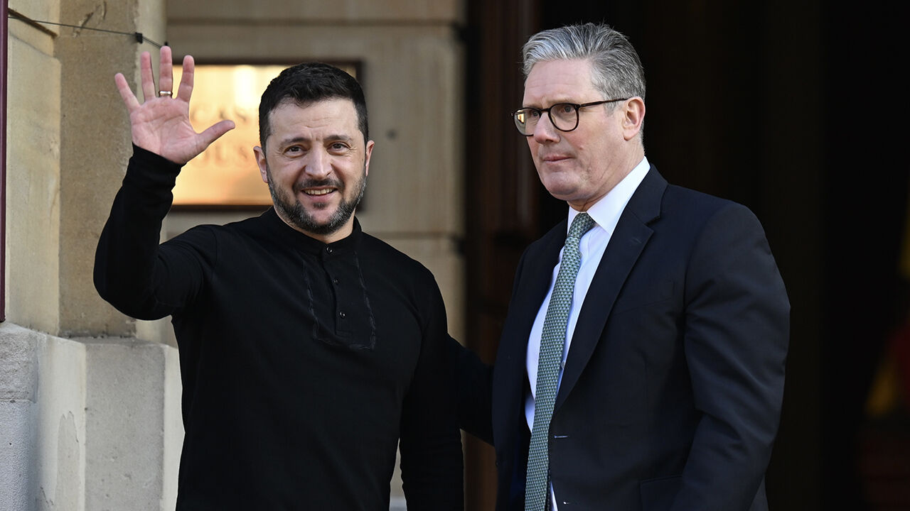 Ukrayna barışı için toplandılar! Liderler zirvesinde tarihi anlar: Koalisyon kurulacağı açıklandı, AB silahlanacak Ukrayna barışı için toplandılar! Liderler zirvesinde tarihi anlar: Koalisyon kurulacağı açıklandı, AB silahlanacak - 1. Resim