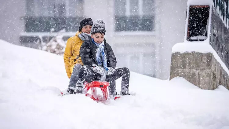 3 Mart bugün okullar tatil mi? Kar yağışı olan illerde eğitime ara verilmesi bekleniyor! - 3. Resim