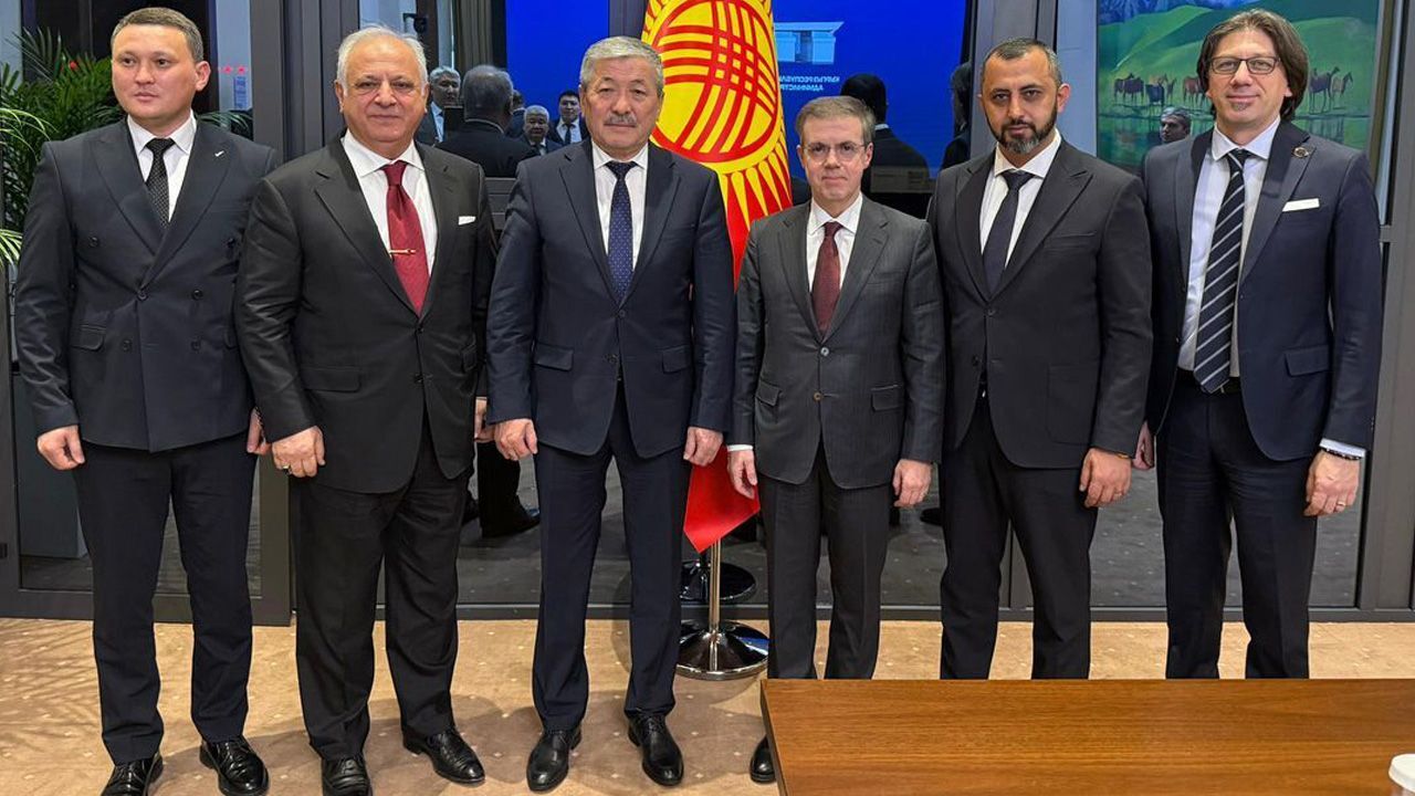 Enerji anlaşmasında kapasite büyüdü! Kırgızistan hükûmetinden İhlas Holding’in 7 milyar dolarlık yatırımlarına tam destek Enerji anlaşmasında kapasite büyüdü! Kırgızistan hükûmetinden İhlas Holding’in 7 milyar dolarlık yatırımlarına tam destek