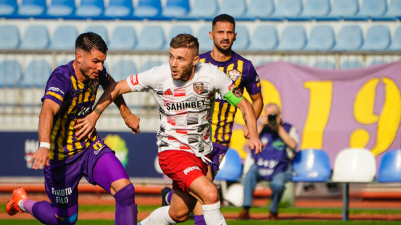 Gaziantep FK - Eyüpspor maçı hangi kanalda, ne zaman, saat kaçta yayınlanacak? Maçın hakemi Alper Akarsu olacak! - 1. Resim