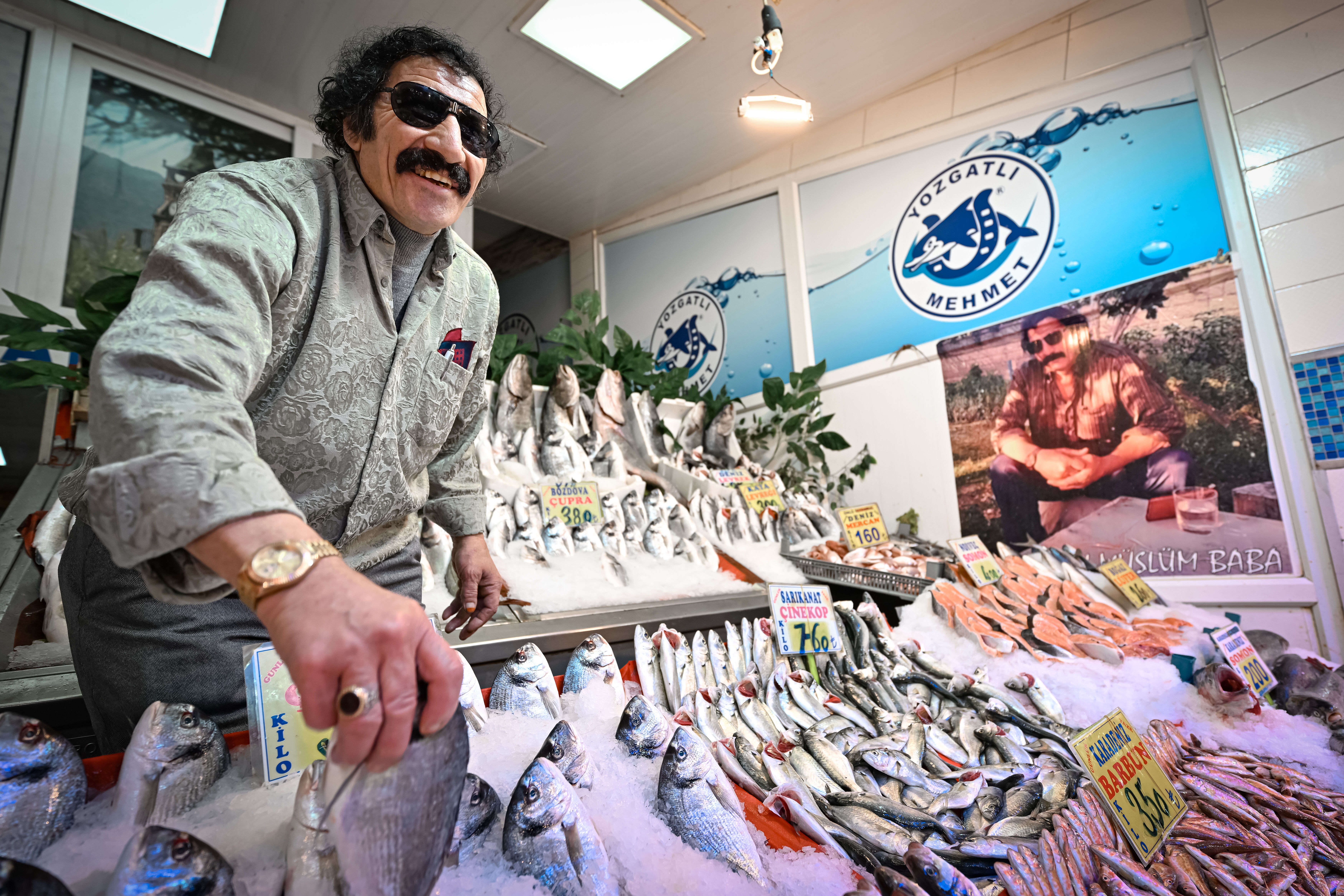 Görenleri şaşkına çeviriyor! Ankaralı Müslüm Babanın tezgahında arabesk rüzgarı esiyor - 1. Resim