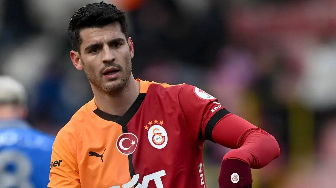 Taraftardan Okan Buruk'a istifa çağrısı! - 1. Resim