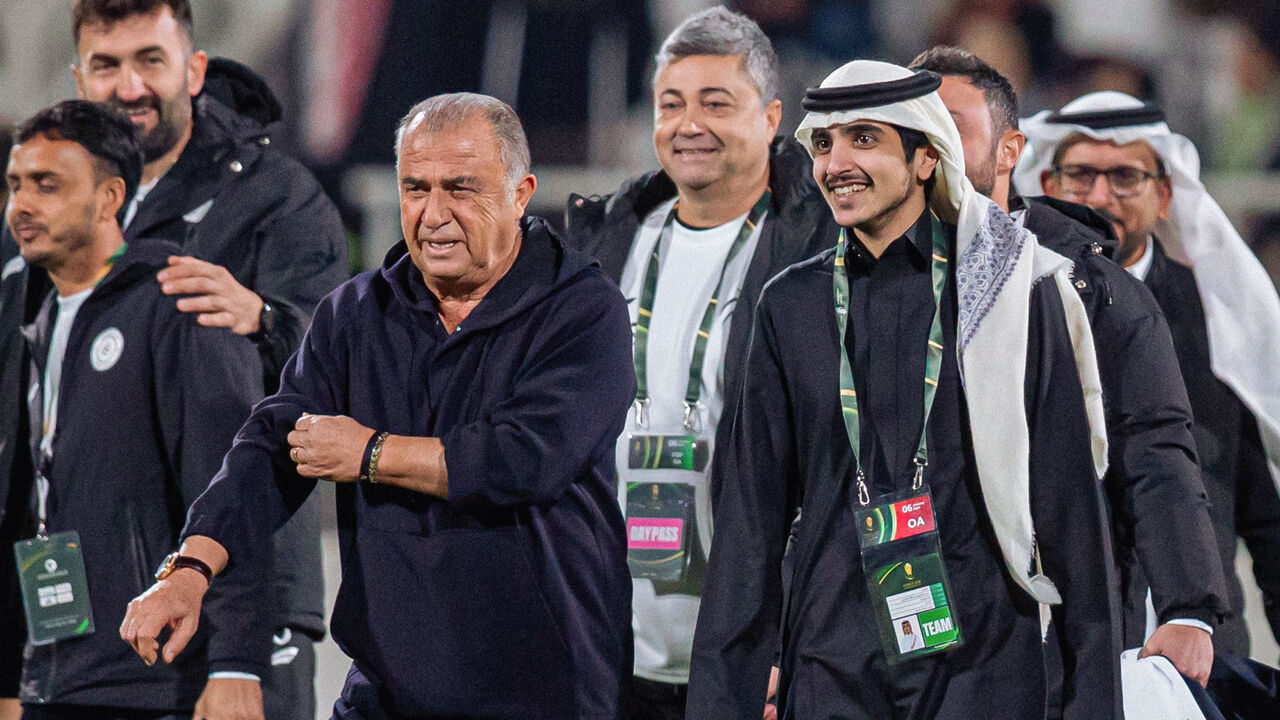 Fatih Terim'in çalıştırdığı Al-Shabab'ta isyan! İstifalar art arda geldi - 1. Resim