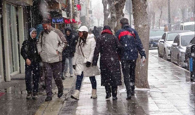 Havalar ne zaman ısınacak? Meteoroloji tahminleri ve hava durumu raporu Havalar ne zaman ısınacak? Meteoroloji tahminleri ve hava durumu raporu - 2. Resim