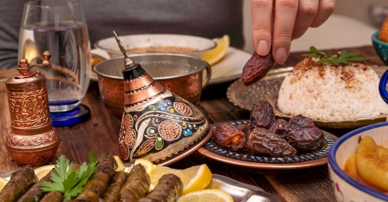 Parfüm koklamak orucu bozar mı? Orucu bozan ve bozmayan şeyler merak ediliyor! Parfüm koklamak orucu bozar mı? Orucu bozan ve bozmayan şeyler merak ediliyor! - 4. Resim