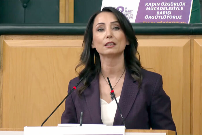 Teröristbaşı Öcalan çağrıyı nereye yaptı? DEM Parti'den 