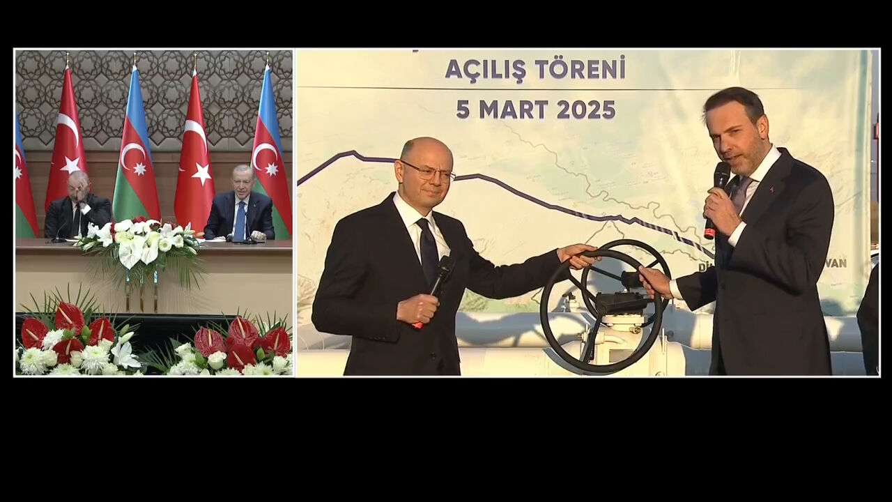 Erdoğan ile Aliyev açılışını yaptı! Iğdır-Nahçıvan Hattı'ndan doğal gaz akışı başlıyor Erdoğan ile Aliyev açılışını yaptı! Iğdır-Nahçıvan Hattı'ndan gaz akışı başlıyor - 3. Resim