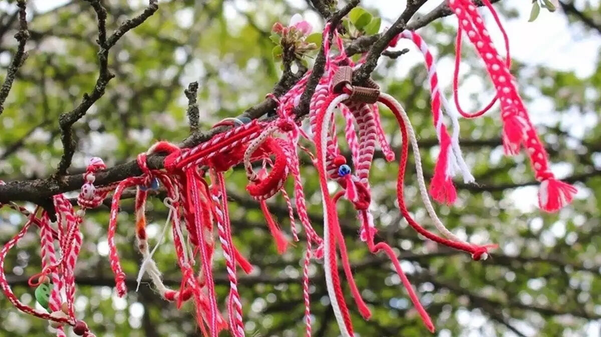 Marteniçka ne zaman takılır ve çıkarılır? Baharın habercisi Marteniçka geleneği başladı Marteniçka ne zaman takılır ve çıkarılır? Baharın habercisi Marteniçka geleneği başladı - 3. Resim