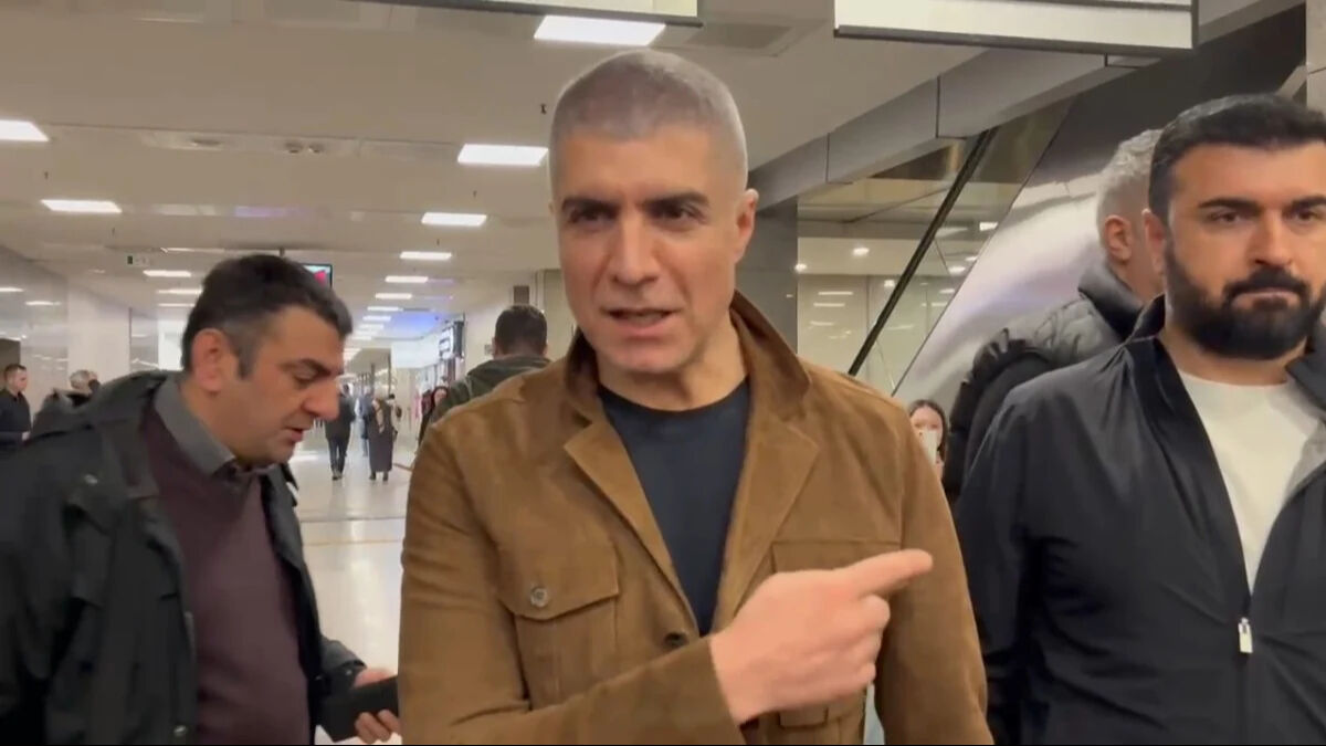 Özcan Deniz'e 'kaçak yapı' soruşturması! İfade verdi! Adliye çıkışı dikkat çeken açıklama Özcan Deniz'e 'kaçak yapı' soruşturması! İfade vermek için adliyeye gitti - 2. Resim