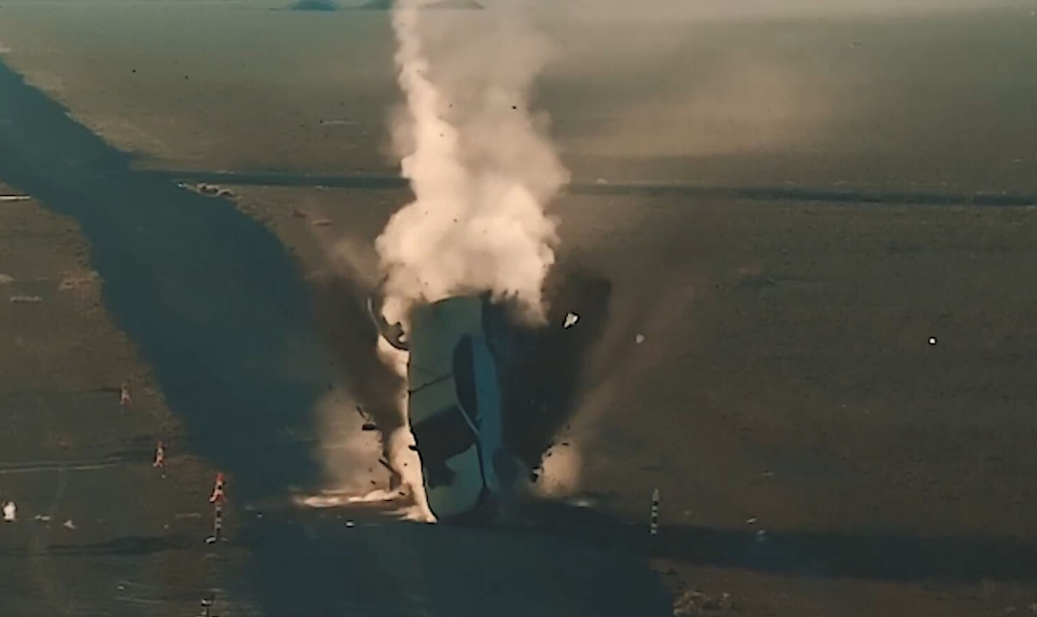 Türkiye'nin ilk güdüm kiti GÖZDE, F-16 savaş uçağından tam isabetle hedefi vurdu - 2. Resim