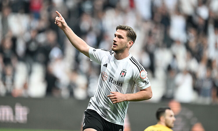 Başın öne eğilmesin! Solskjaer, Semih Kılıçsoy'u kendine getirmeye kararlı - 1. Resim