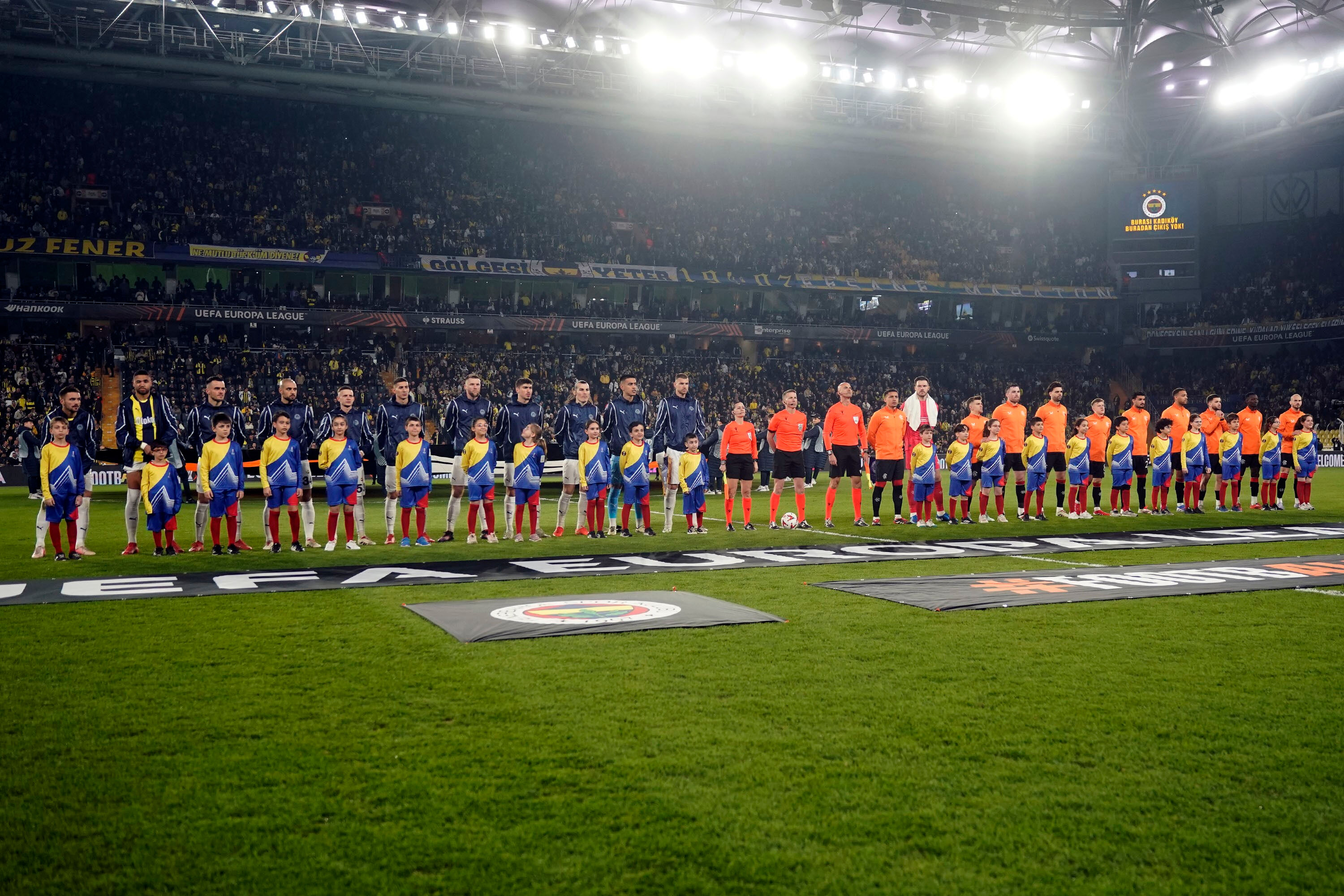 Çağlar Söyüncü, maça devam edemedi! Fenerbahçe'de sakatlık şoku - 1. Resim
