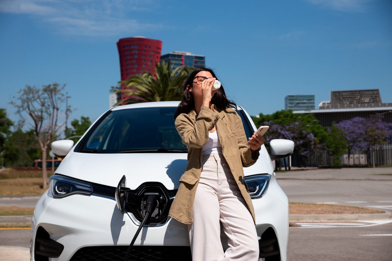 Gençlerin tercihi elektrikli ve teknolojik araçlardan yana! - 1. Resim