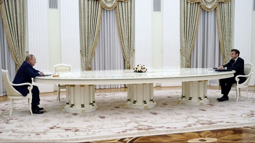 Rusya ile Fransa arasındaki gerilim tırmanıyor! Putin, Macron'a Napolyon'u hatırlattı - 1. Resim