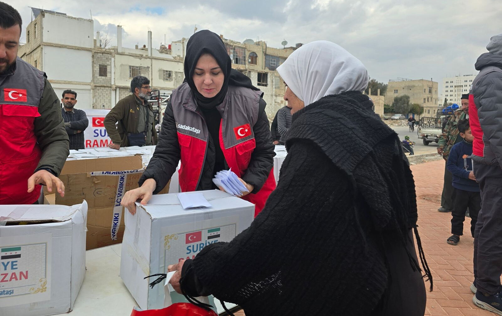 Sadakataşı’ndan Suriye ve Lübnan’a Ramazan yardımı - 1. Resim