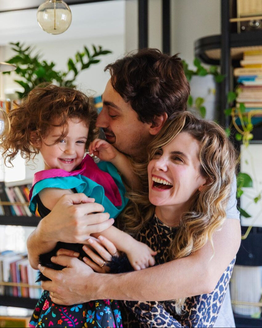 8 yıllık evlilik bitiyor! Ünlü oyuncu Ayşecan Tatari boşanıyor - 1. Resim