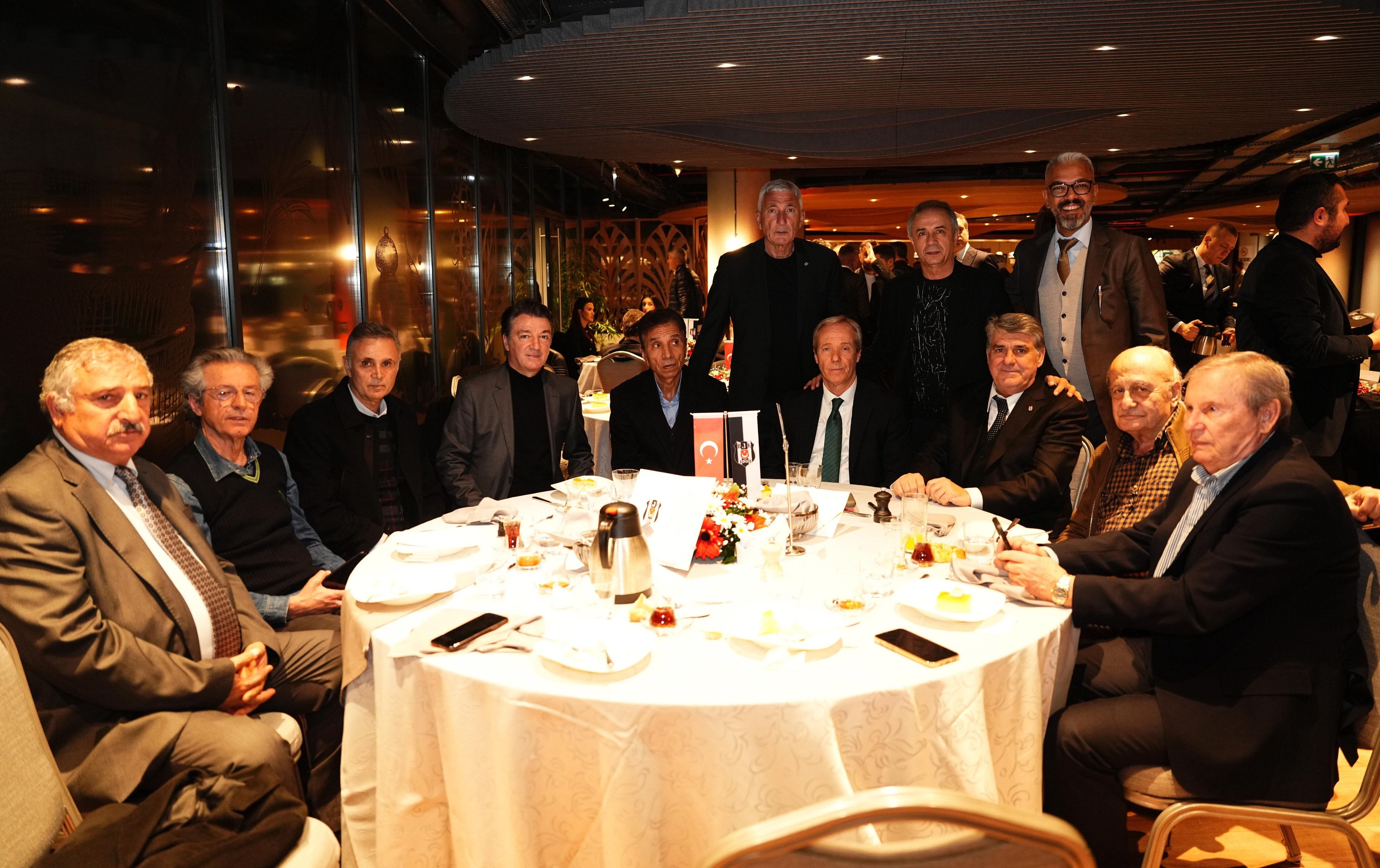 Beşiktaş Ailesi iftarda buluştu! Tüpraş Stadyumu'nda anlamlı gece - 3. Resim