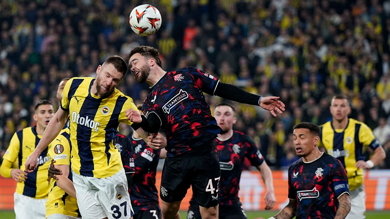 Fenerbahçe-Rangers maçı Avrupa basınında! Atılan manşetler olay oldu Fenerbahçe-Rangers maçı Avrupa basınında! Atılan manşetler olay oldu - 1. Resim