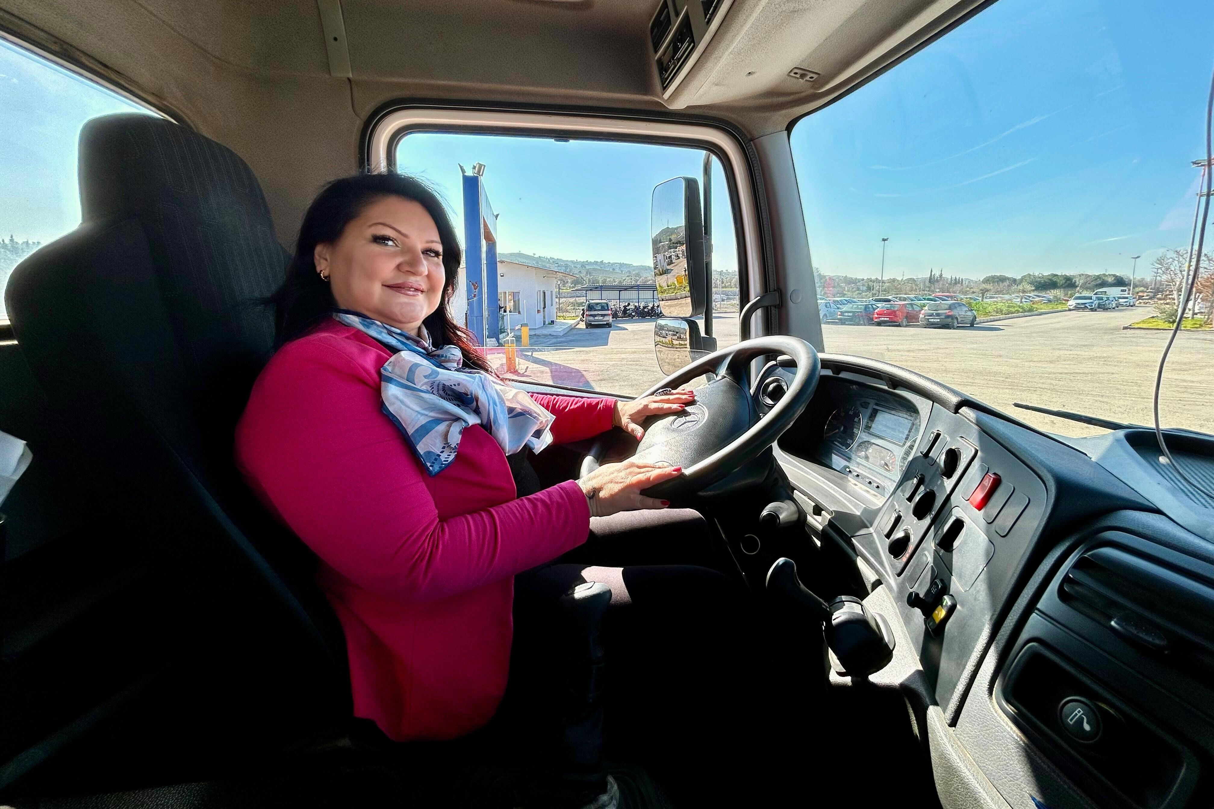 Görenler durup alkışlıyor! En büyük tutkusuydu: Baba mesleğini devraldı - 3. Resim