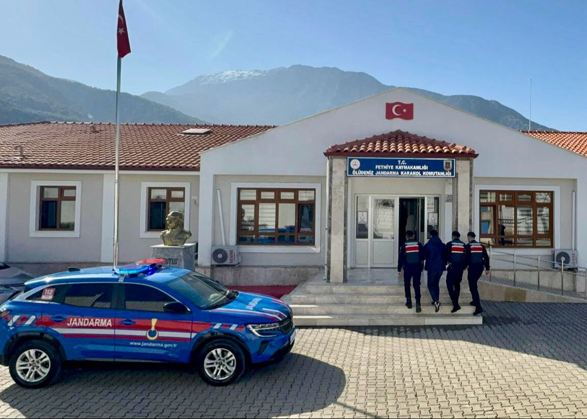 Interpol tarafından kırmızı bültenle aranıyordu, Fethiye'de yakalandı - 1. Resim