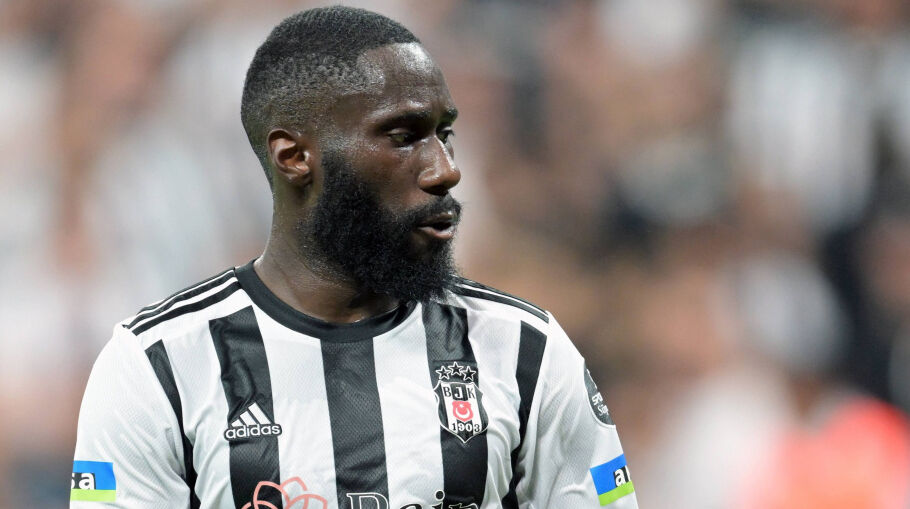 Masuaku sırada! Yıldız oyuncu takımda kalabilir - 1. Resim