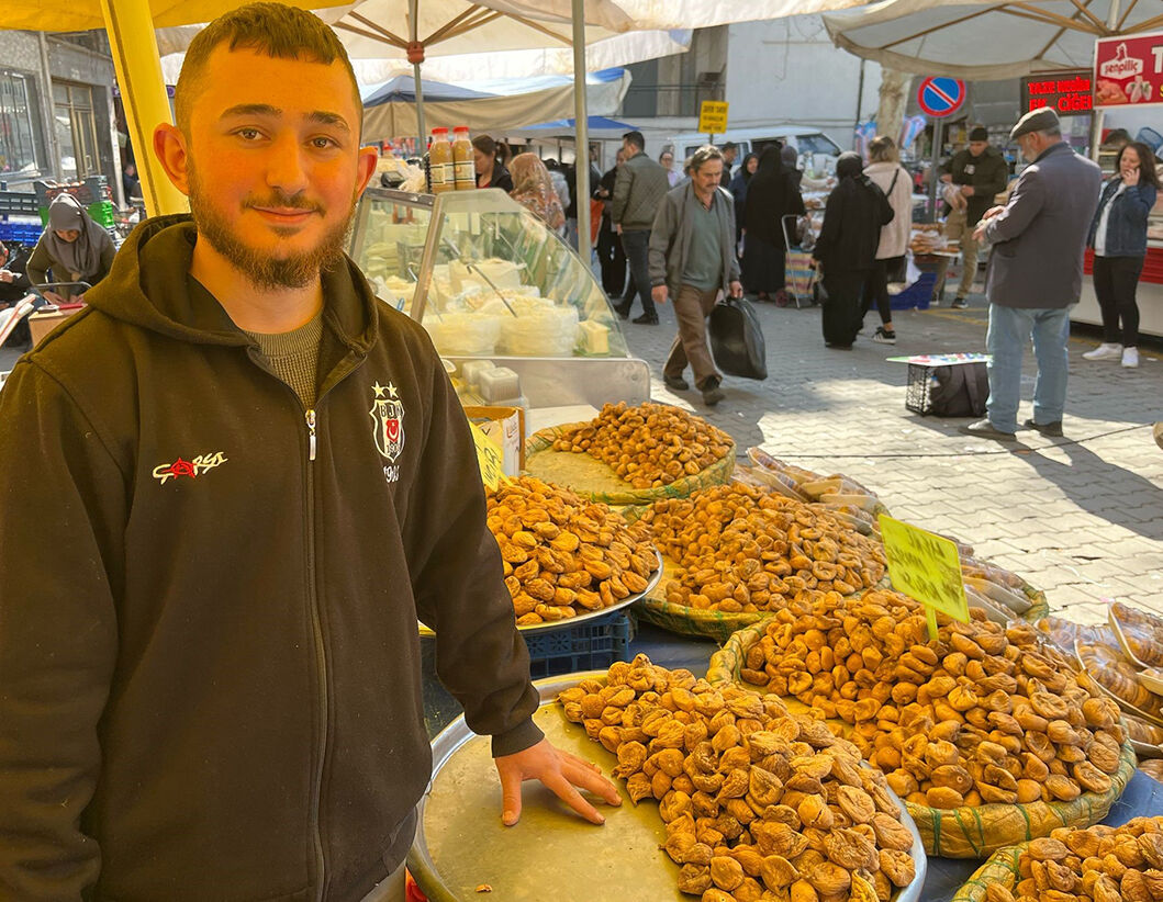 Alan bir daha alıyor... Kilosu pazarda 450 lira! Ramazan ayıyla birlikte satışları patladı Alan bir daha alıyor... Kilosu pazarda 450 lira! Ramazan ayıyla birlikte satışları patladı - 3. Resim