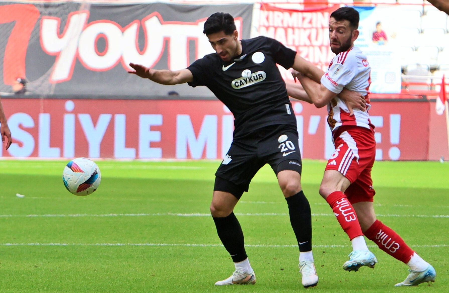 Antalya'da nefes kesen maç! Gaich'ten son dakika golleri - 1. Resim