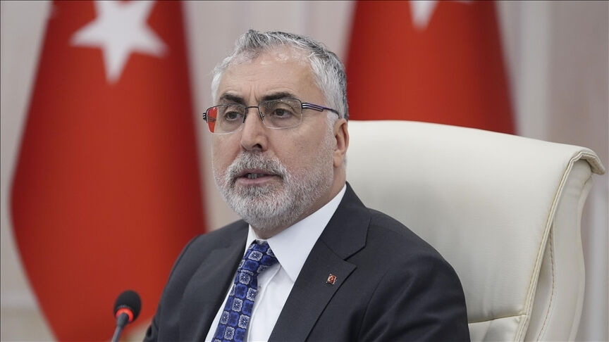 Bakan Işıkhan'dan Bakan Işıkhan'dan