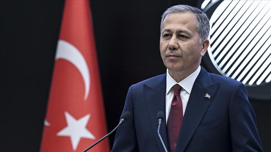 Bakan Yerlikaya'dan tüm valiliklere talimat: Sokak köpekleri ya toplanacak ya da yasayı uygulayacağız - 1. Resim