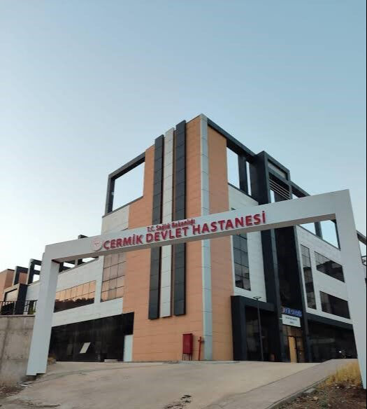 Diyarbakır'a katliam gibi kavga! 3 ölü, 3 de yaralı var Diyarbakır'a katliam gibi kavga! 3 ölü, 3 de yaralı var - 2. Resim
