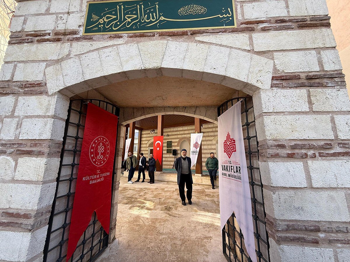 Görenler tanıyamadı! Harabe haldeki tarihi 'Bakkalzade Mescidi' ziyaretçileri şaşırttı - 4. Resim