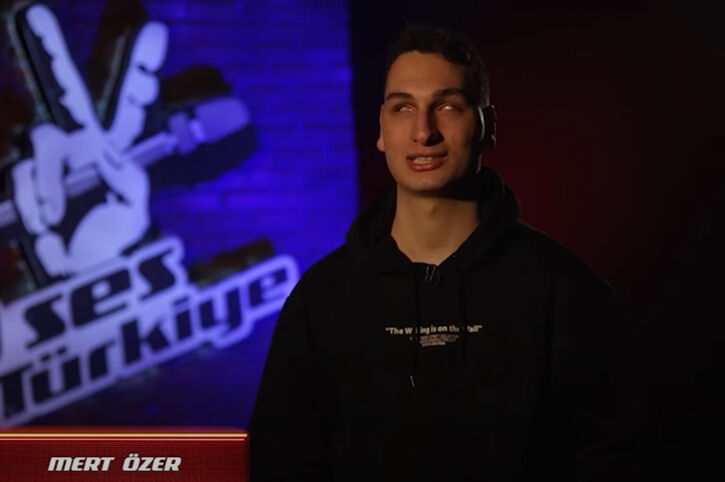 O Ses Türkiye Mert Özer kimdir? Seçtiği jüri merak ediliyor - 1. Resim