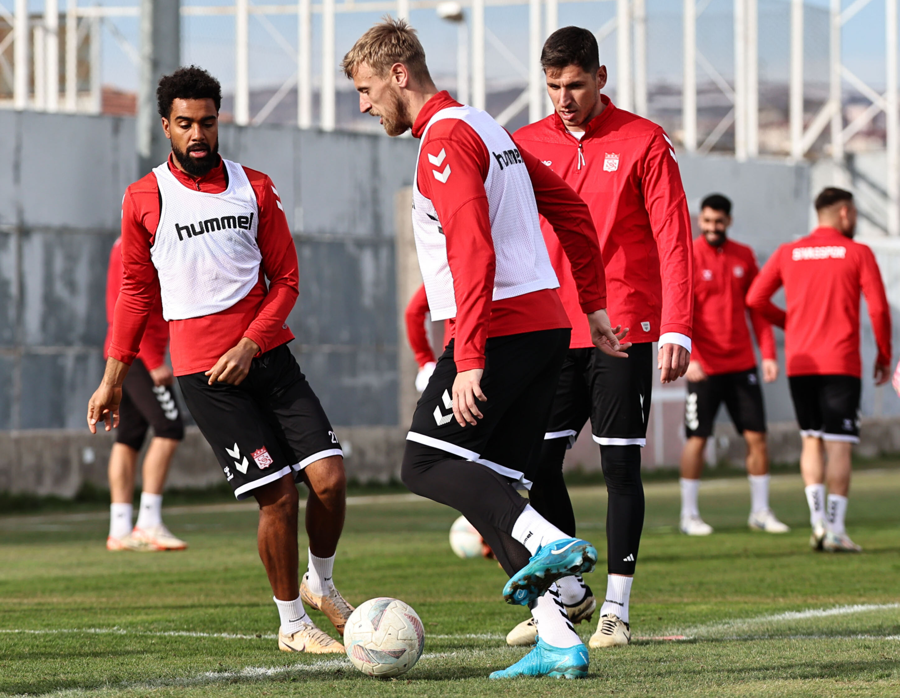 Sivasspor, Göztepe maçına hazır! Rıza Çalımbay'ın planı tamam - 1. Resim