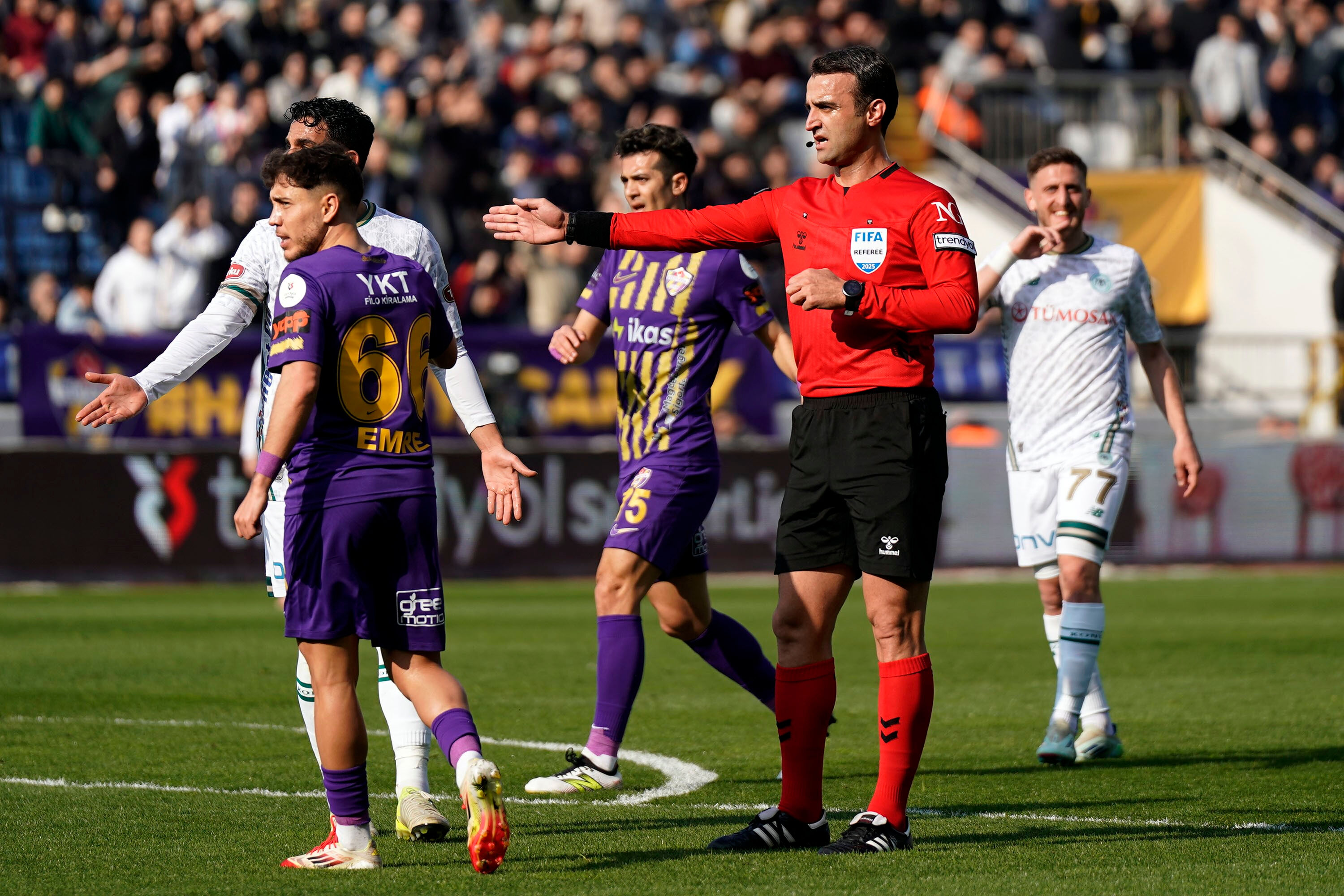 Eyüpspor galibiyet hasretine son verdi! Maç sonunda ortalık karıştı... Eyüpspor galibiyet hasretine son verdi! Maç sonunda ortalık karıştı... - 1. Resim