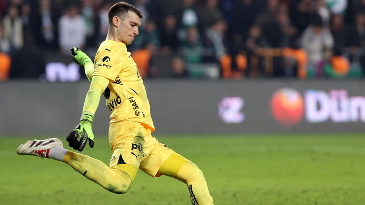 Ne Livakovic ne de İrfan Can! Fenerbahçe'den şaşırtan karar... Bambaşka bir isim geliyor - 1. Resim