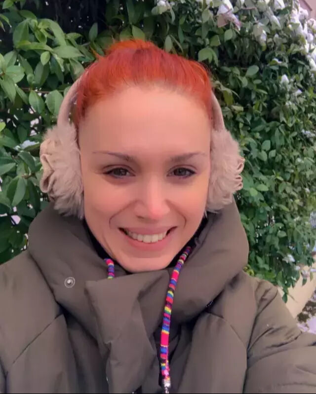 Şebnem Paker 28 yıl sonra ortaya çıktı! Hem son hali hem de yaptığı iş şaşırttı Şebnem Paker 28 yıl sonra ortaya çıktı! Hem son hali hem de yaptığı iş şaşırttı - 4. Resim