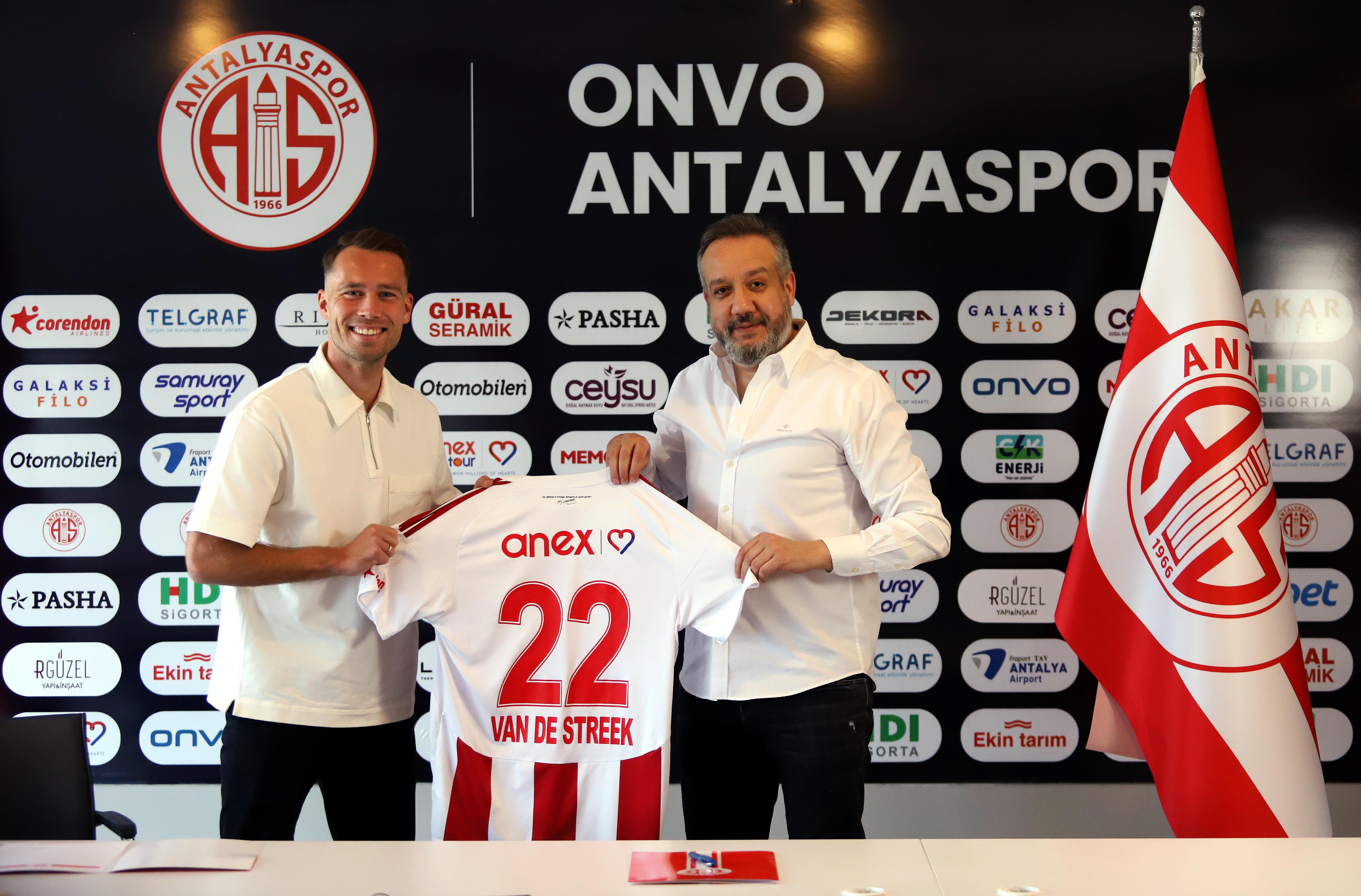 Antalyaspor, Van de Streek ile sözleşme uzattı! - 2. Resim