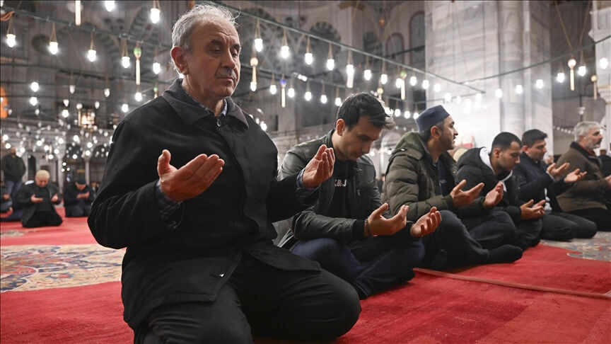 Namazdan sonra tesbih duası ve tesbihat nasıl yapılır? Tesbih duası okunuşu ve anlamı Namazdan sonra tesbih duası ve tesbihat nasıl yapılır? Tesbih duası okunuşu ve anlamı - 3. Resim