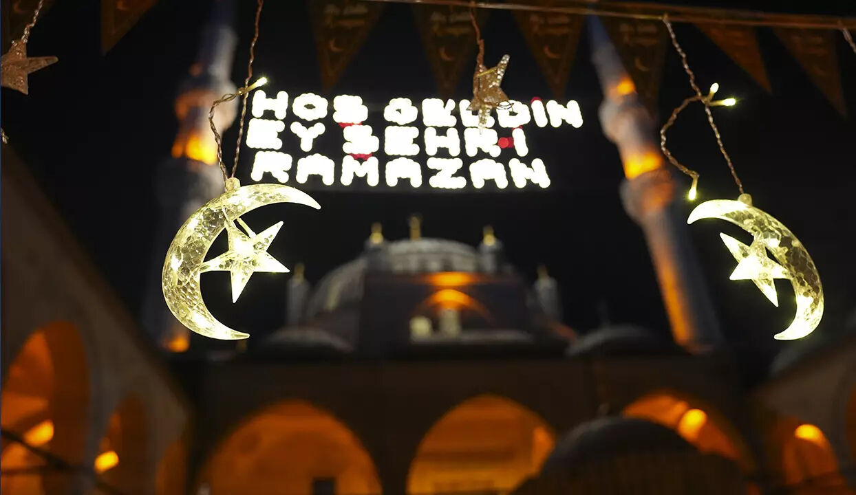 Oruç ne zaman bitiyor, bayram hangi gün başlayacak? 2025 Ramazan Bayramı ve son oruç tarihi - 2. Resim