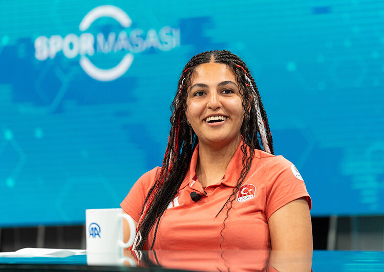 Şevval İlayda Tarhan kimdir, kaç yaşında? Milli atıcı altın madalya kazandı Şevval İlayda Tarhan kimdir, kaç yaşında? Milli atıcı altın madalya kazandı - 1. Resim