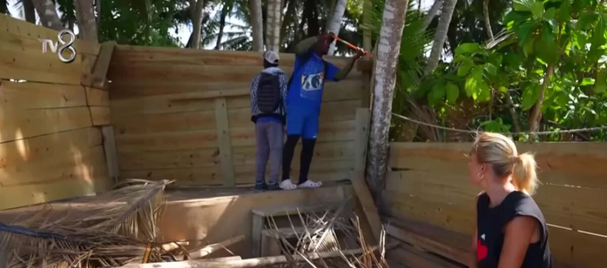 Survivor'da bu da oldu! Turizm Bakanlığı devreye girdi: Evleri tek tek yıkıldı! Yarışmacıların sitemi ve gözyaşları şoke etti Survivor'da bu da oldu! Turizm Bakanlığı devreye girdi: Evleri tek tek yıkıldı! Yarışmacıların sitemi ve gözyaşları şoke etti - 1. Resim