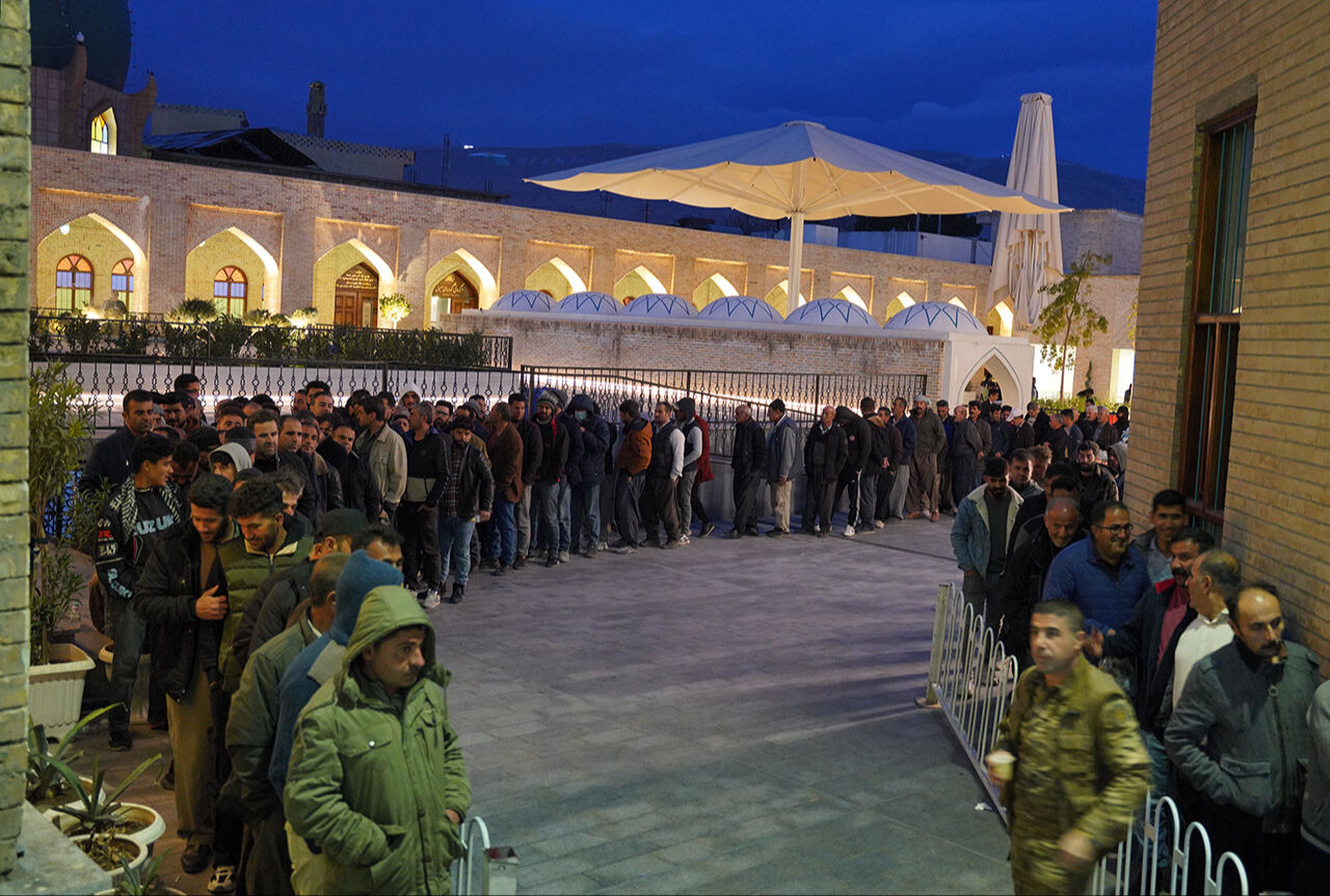 Tasavvuf ehlinden 200 yıllık iftar geleneği! Irak Süleymaniye Ulu Cami'nde ramazan manzaraları Tasavvuf ehlinden 200 yıllık iftar geleneği! Irak Süleymaniye Ulu Cami'nde ramazan manzaraları - 4. Resim
