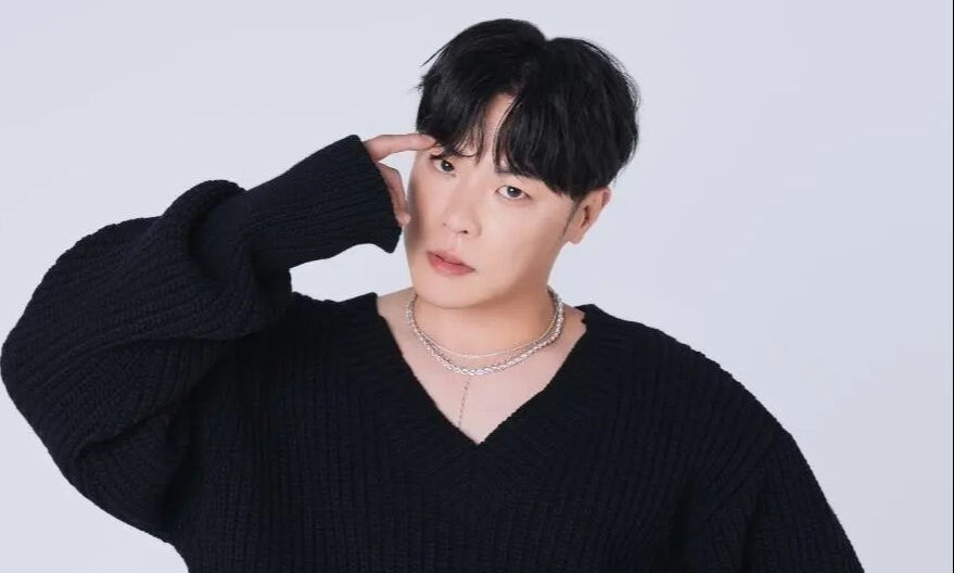 43 yaşındaydı! Dünyaca ünlü şarkıcı evinde ölü bulundu, sebebi... - 2. Resim