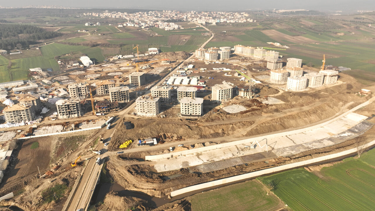 Bursalılar müjde! TOKİ'nin 'ilk evim' projesinde çalışmalar başlıyor: Karacabey, Yenişehir, Orhaneli... Bursalılar müjde! TOKİ'nin 'ilk evim' projesinde çalışmalar başlıyor: Karacabey, Yenişehir, Orhaneli... - 1. Resim