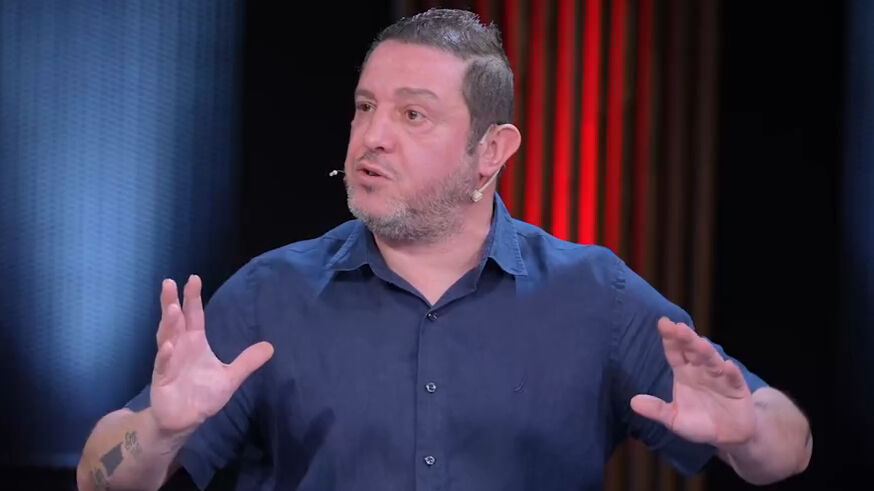 Nihat Kahveci'den hakem Zorbay Küçük'e sert sözler!  Nihat Kahveci'den hakem Zorbay Küçük'e sert sözler!