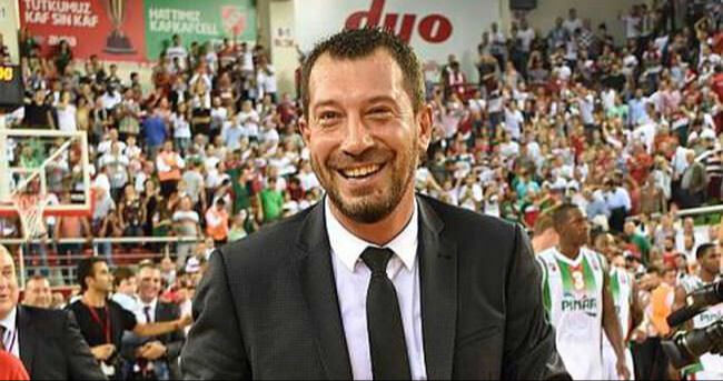 Ufuk Sarıca kimdir, sağlık durumu nasıl? Tecrübeli antrenör hastaneye kaldırıldı Ufuk Sarıca kimdir, sağlık durumu nasıl? Tecrübeli antrenör hastaneye kaldırıldı - 3. Resim