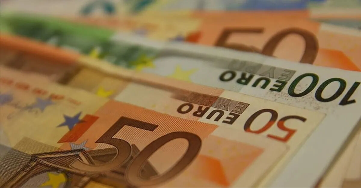 Euro yükseldi mi? 12 Mart Çarşamba döviz kurlarında son durum Euro yükseldi mi? 12 Mart Çarşamba döviz kurlarında son durum - 1. Resim